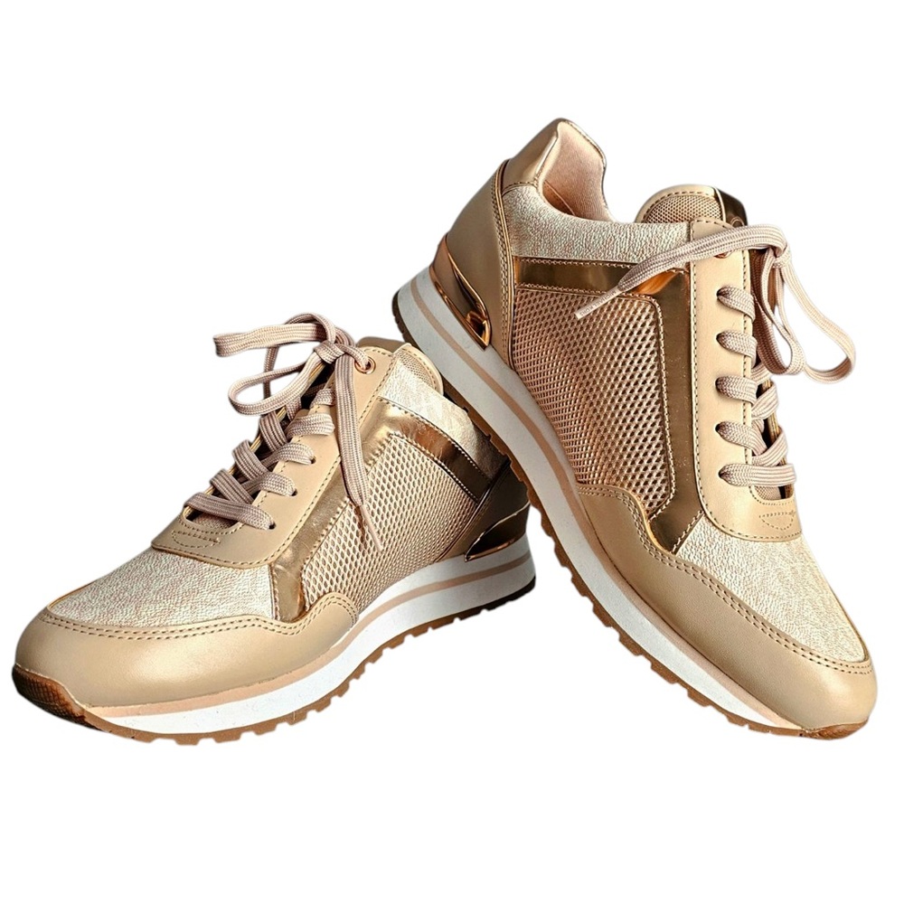 Michael Kors Stylish Women's Sneakers Sz 9.5M - Picture 1 of 12